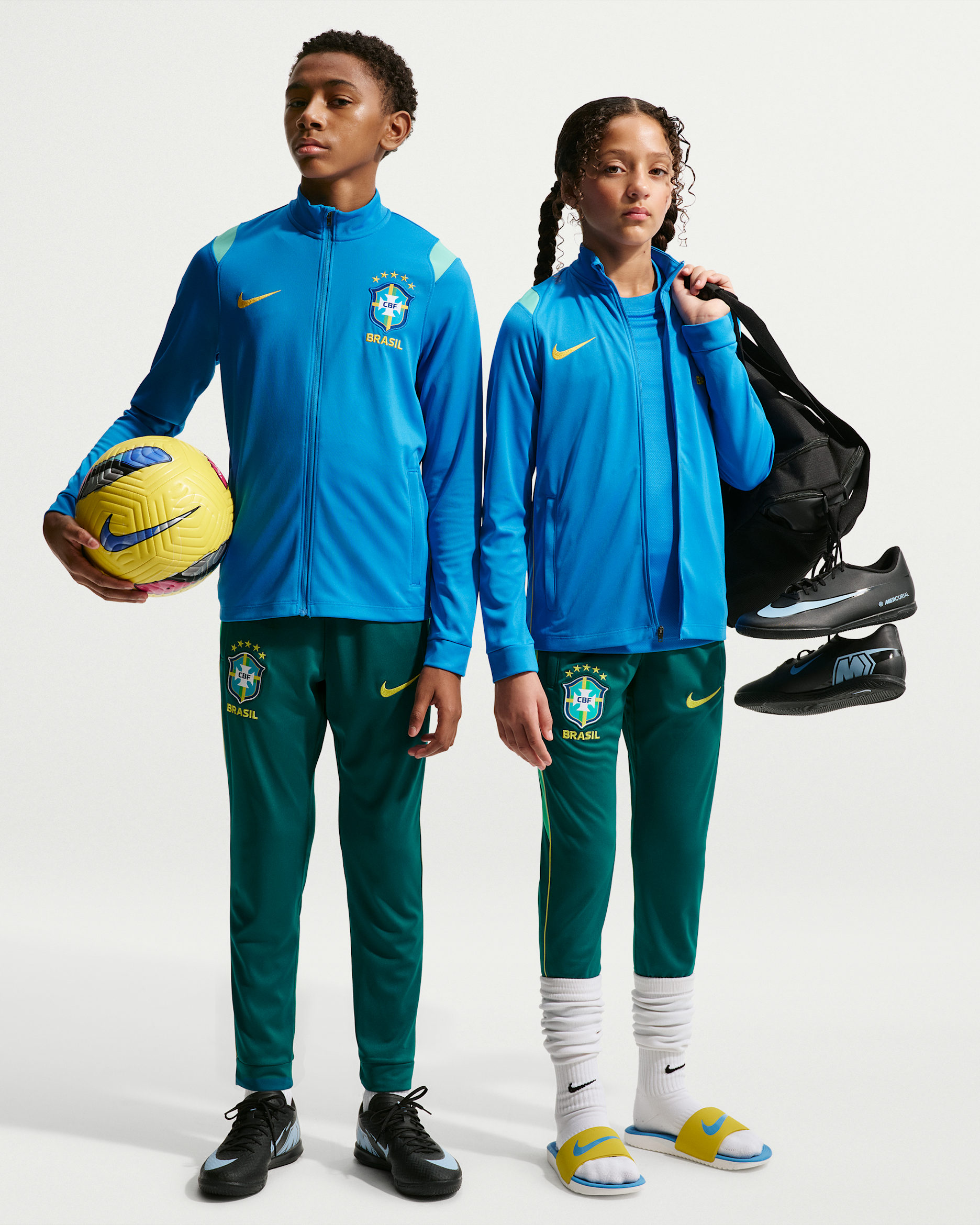 Brazil Academy Pro Big Kids' Nike Dri-FIT Soccer Knit Tracksuit